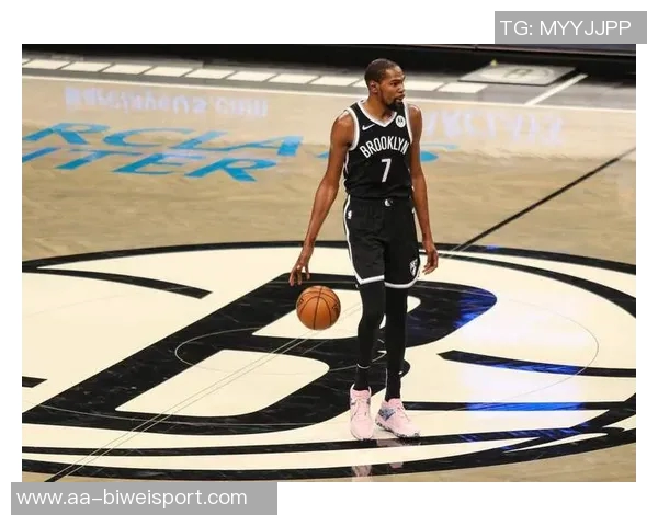 杜兰特雕像设计引发热议下半身雷霆上半身勇士一手篮网寓意深刻 杜兰特雕像设计引发热议下半身雷霆上半身勇士一手篮网寓意深刻