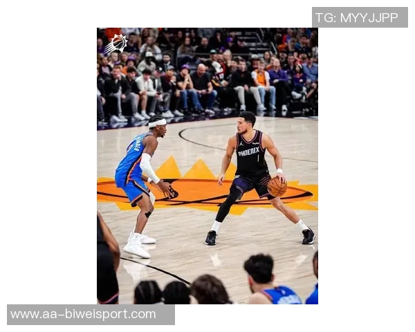 布克第三节狂砍16分全场31分4板3助伤退末节遗憾未能继续拼搏